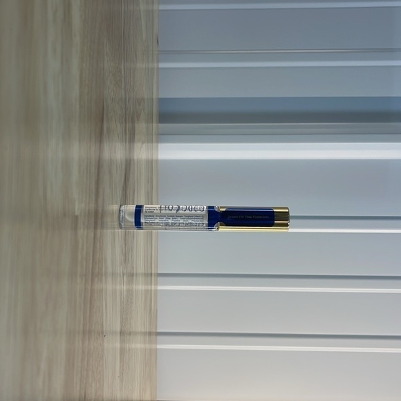 LipSence by SeneGence Moisturizing Gloss - Picture 3 of 4